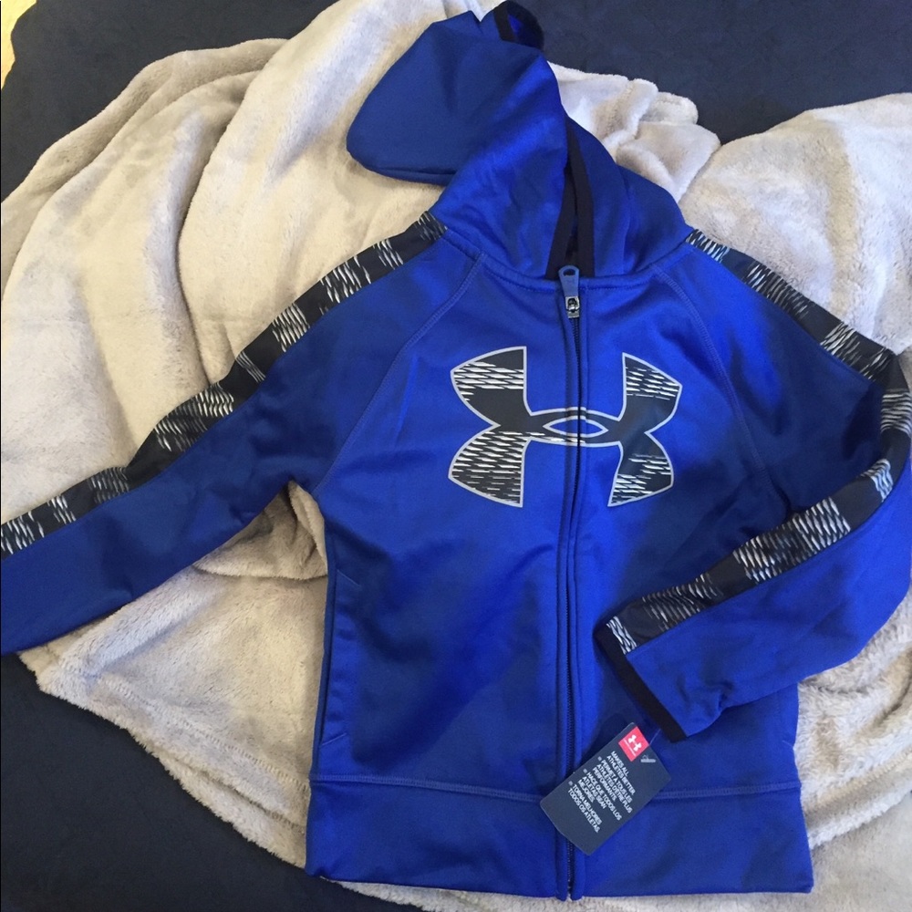Under armour jacket. Size 6